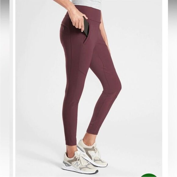 ATHLETA women’s Headlands Hybrid Trek Tight legging - Burgundy size 4 - Picture 1 of 5